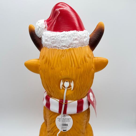 Highland Cow In Santa Hat & Scarf 24” Blowmold Christmas Decor NEW w/ Flaws - Picture 7 of 13